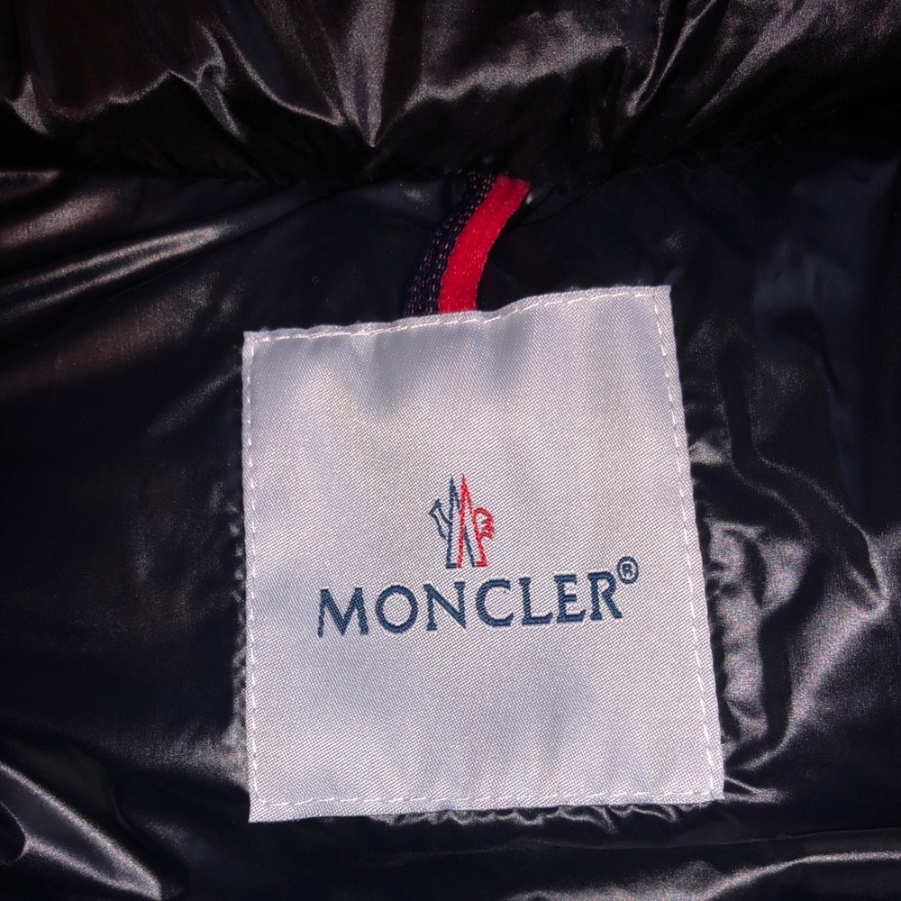 Moncler - Picture 5 of 6